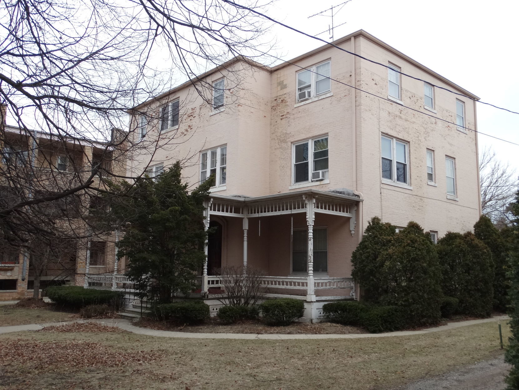 Yule house 2.JPG